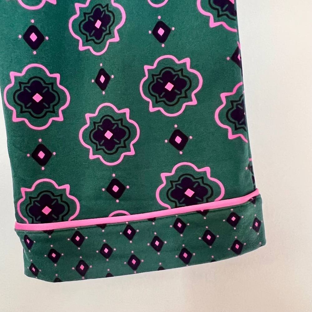 Room Service Coat Style Pajama Set Emerald Green Pink Cozy Holidays Wicked XS - Picture 8 of 14
